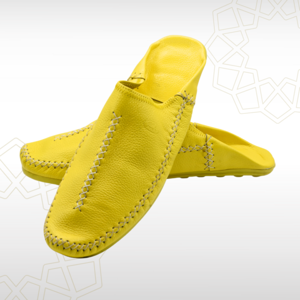 Babouche Homme en Cuir Véritable – Jaune Soleil | Confort & Originalité Marocaine